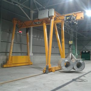 Grúa portal con voladizo EVAL 10ton, Coronel