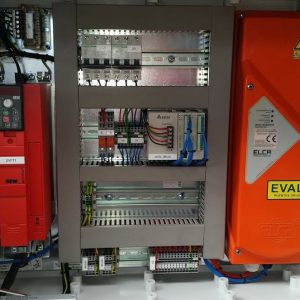 Tableros eléctricos para equipos de elevación